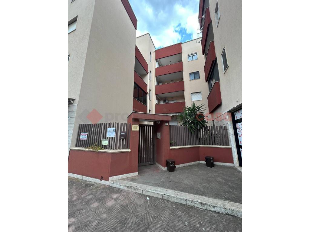 Appartamento a Grottaglie in Viale Antonio Gramsci, 27 - Foto 2