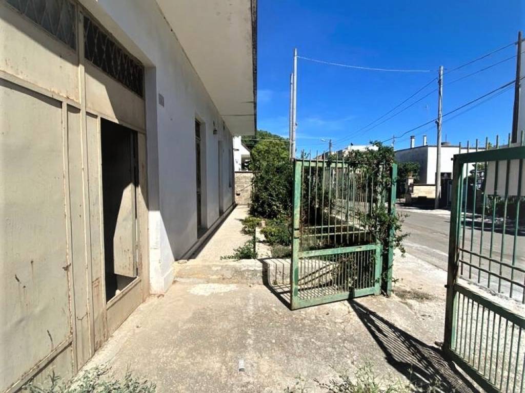 Casa indipendente a Tricase in Via Giovanni Vailati - Foto 4