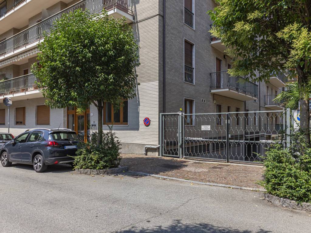 Appartamento a Como in Via Francesco Petrarca, 17 - Foto 3