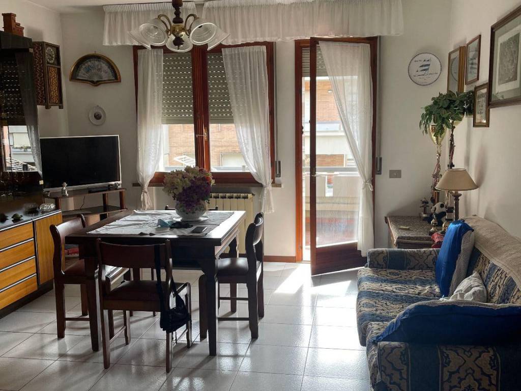 Appartamento a Poggibonsi in Via Senese, 25 - Foto 2