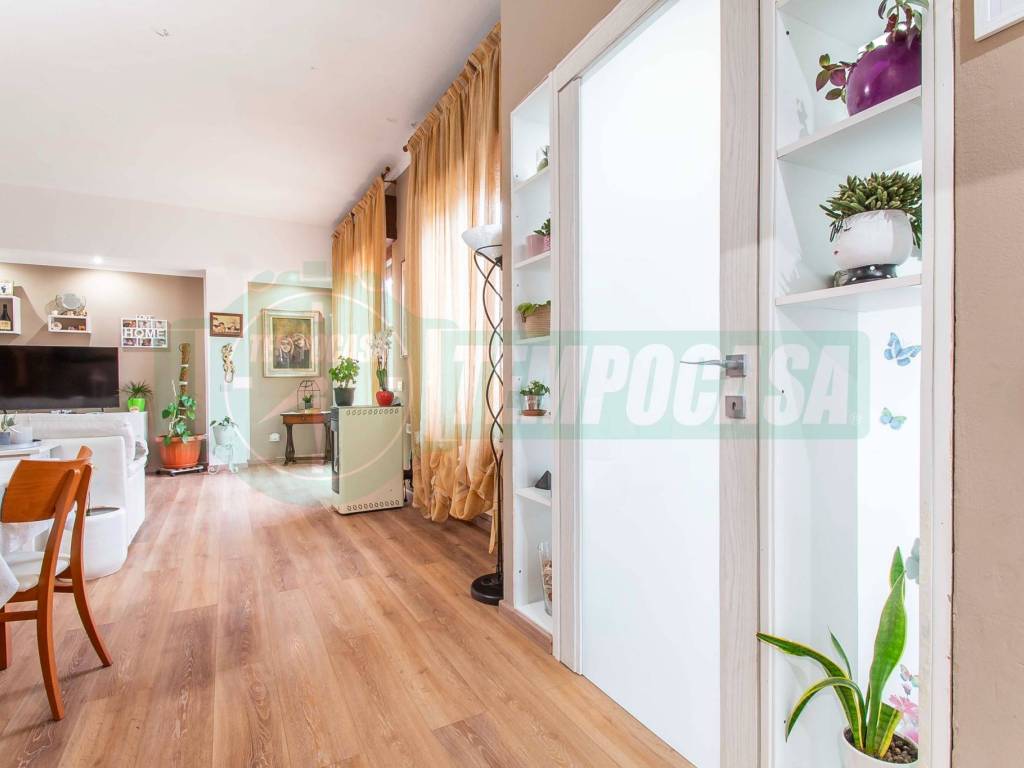 Appartamento a Uboldo in Via Silvio Pellico, 1 - Foto 3