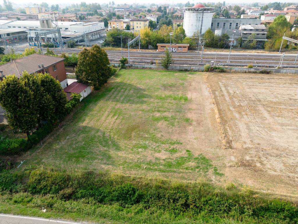 Terreno a Castelfranco emilia in Via Commenda - Foto 2