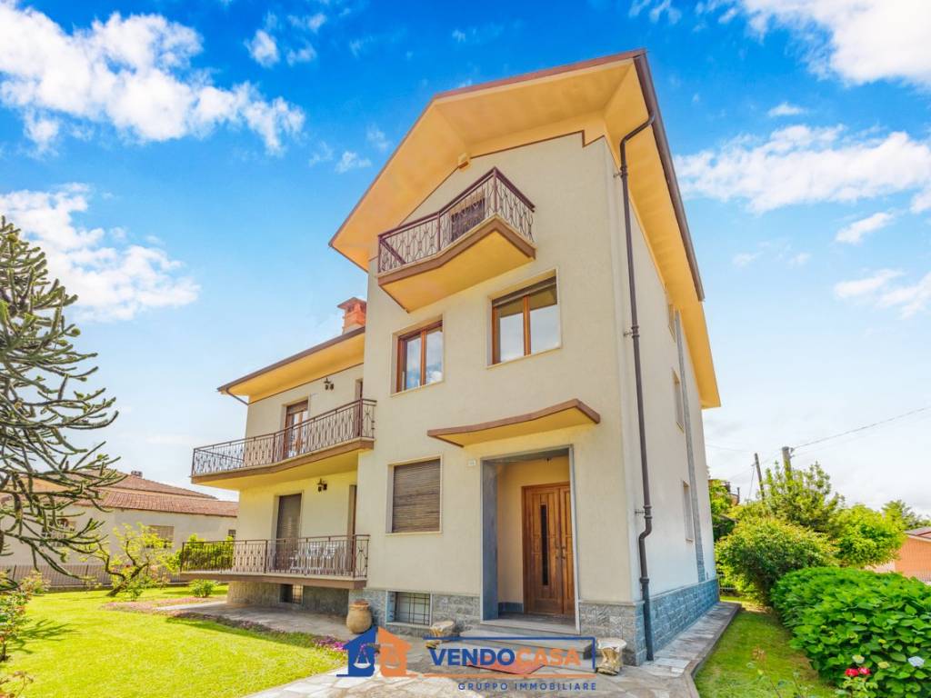 Villa a Pianfei in Via Roma, 99 - Foto 3