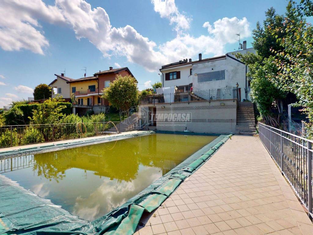 Villa a Bra in Via Stura 9 - Foto 5