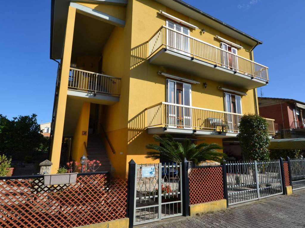 Appartamento a Campiglia marittima in Via della Pace - Foto 4