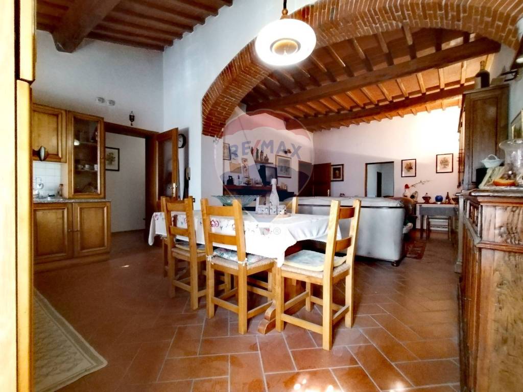 Villa a Montevarchi in Via Vespucci, 93 - Foto 4