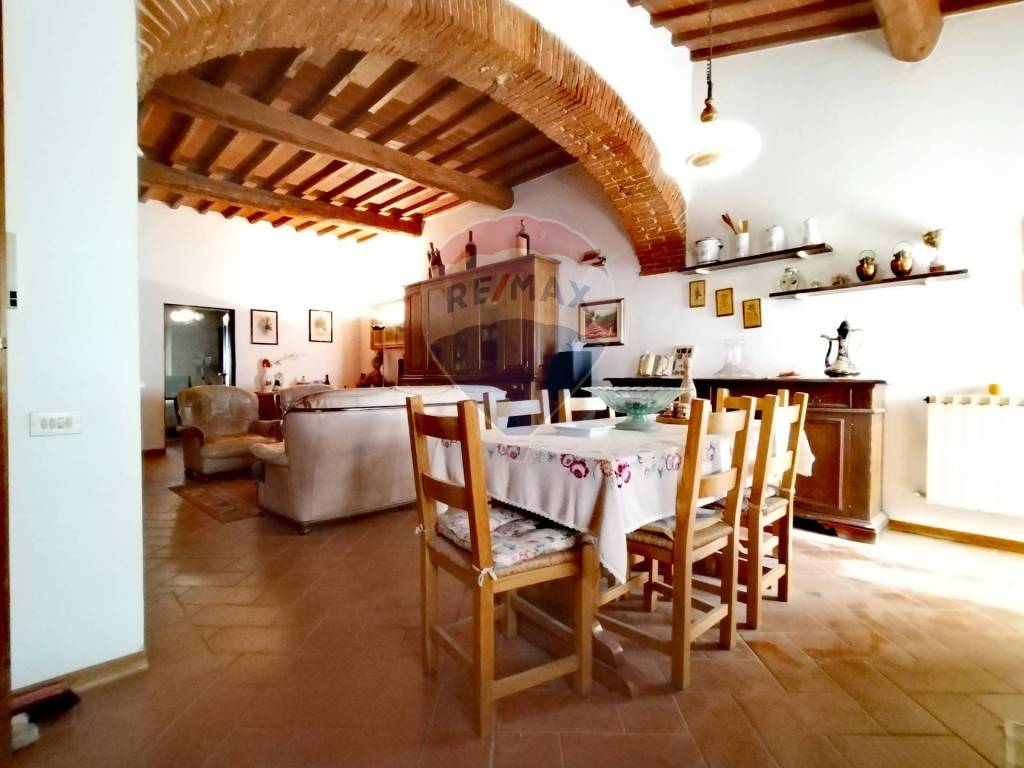 Villa a Montevarchi in Via Vespucci, 93 - Foto 5