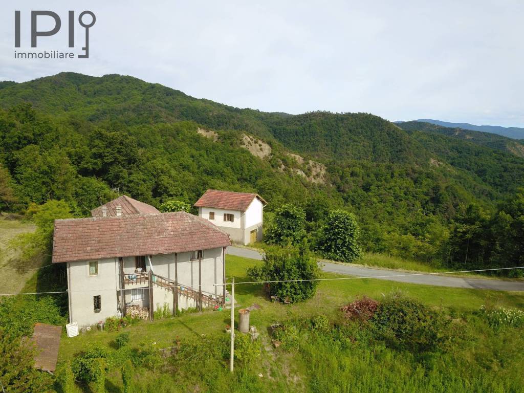 Casa indipendente a Ponzone in Strada Provinciale Ponzone Piancastagna, 2 - Foto 2