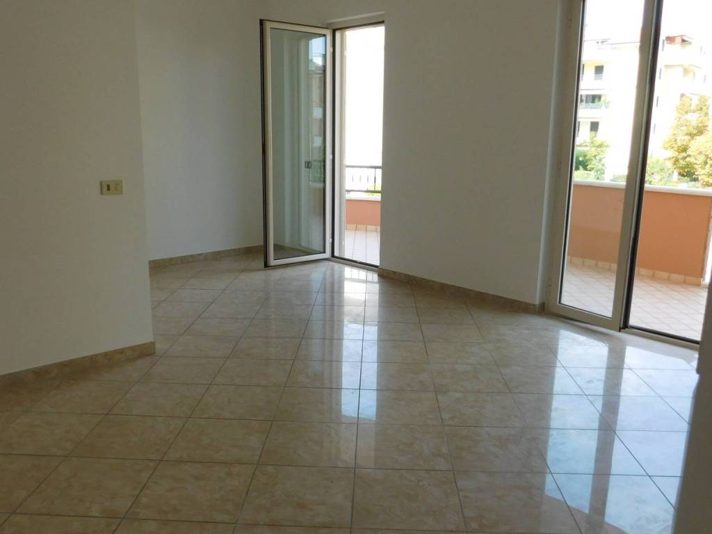Appartamento a Tortoreto in Via Aldo Moro - Foto 2
