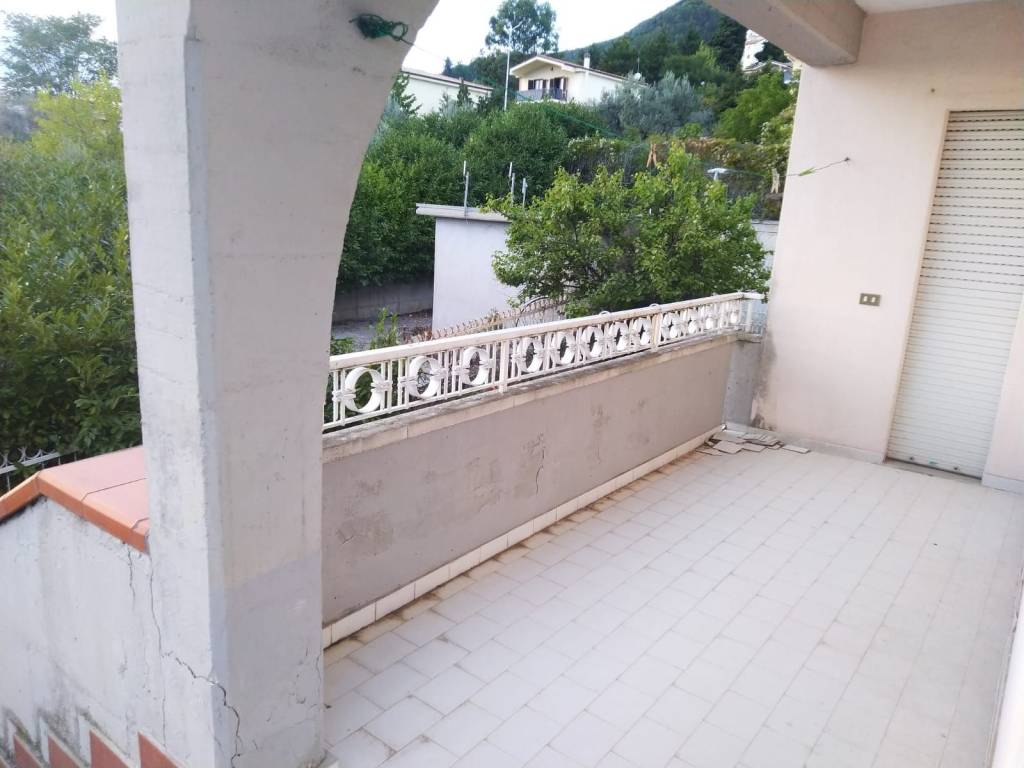 Villetta a schiera a Pesche in Via San Giuseppe - Foto 5