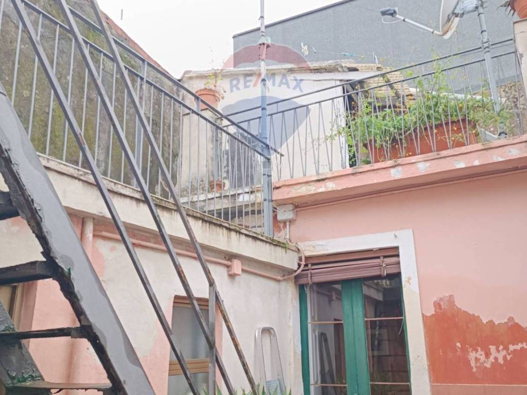 Casa indipendente a Aci catena in Via IV Novembre, 85 - Foto 5