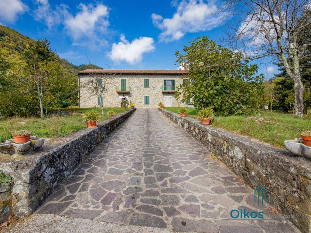 Rustico / casale a Piazza al serchio in Via Provinciale - Foto 2