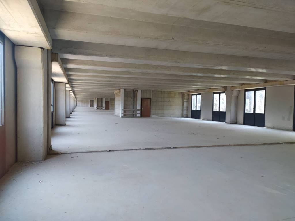 Immobile a Caserta in Viale delle Industrie - Foto 4