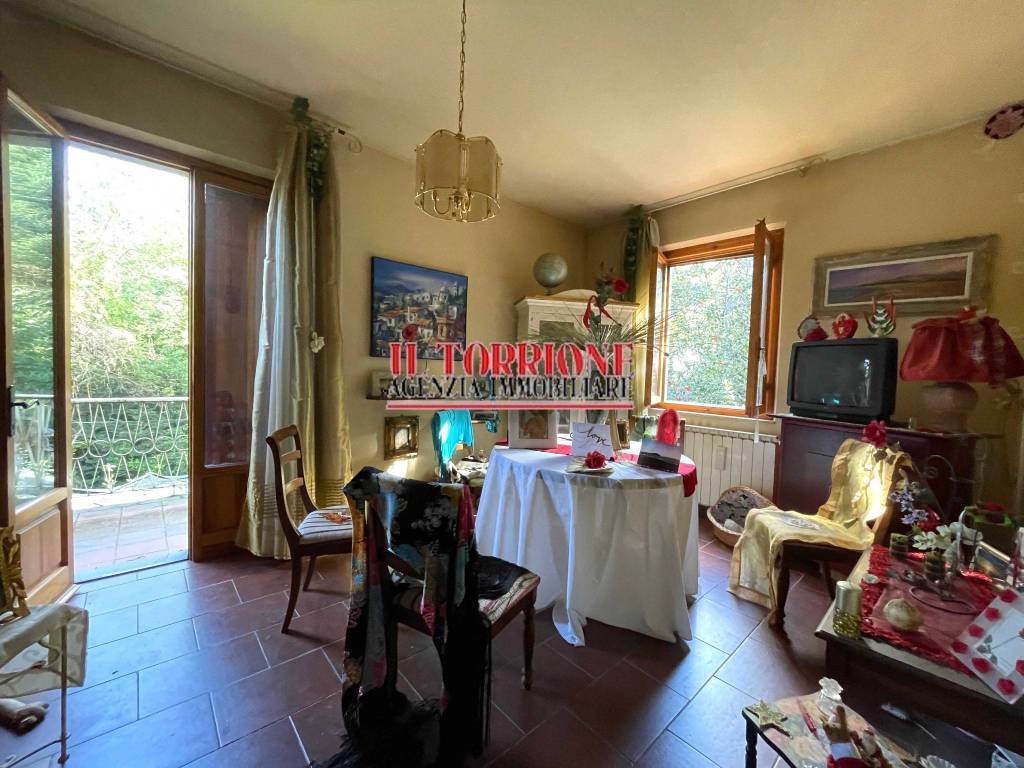 Villa a Marliana in Strada Provinciale Mammianese - Foto 2