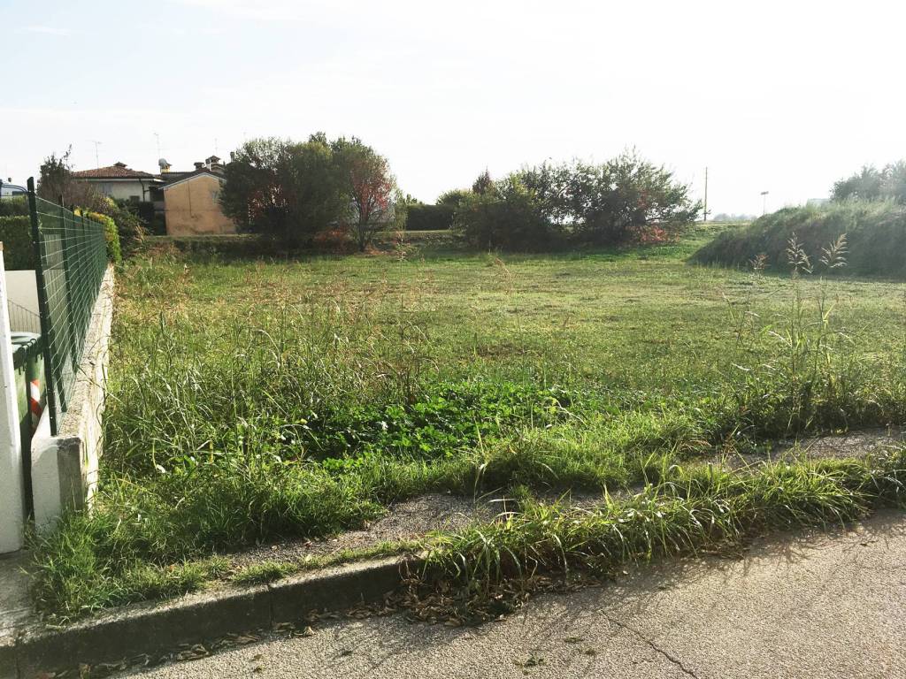 Terreno a Curtatone in Via 8 Marzo, 1 - Foto 4