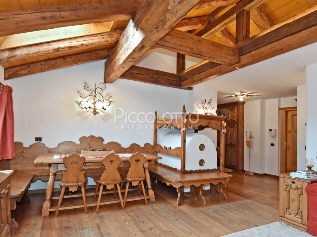 Appartamento a Cortina d'ampezzo in Via Guide Alpine - Foto 3