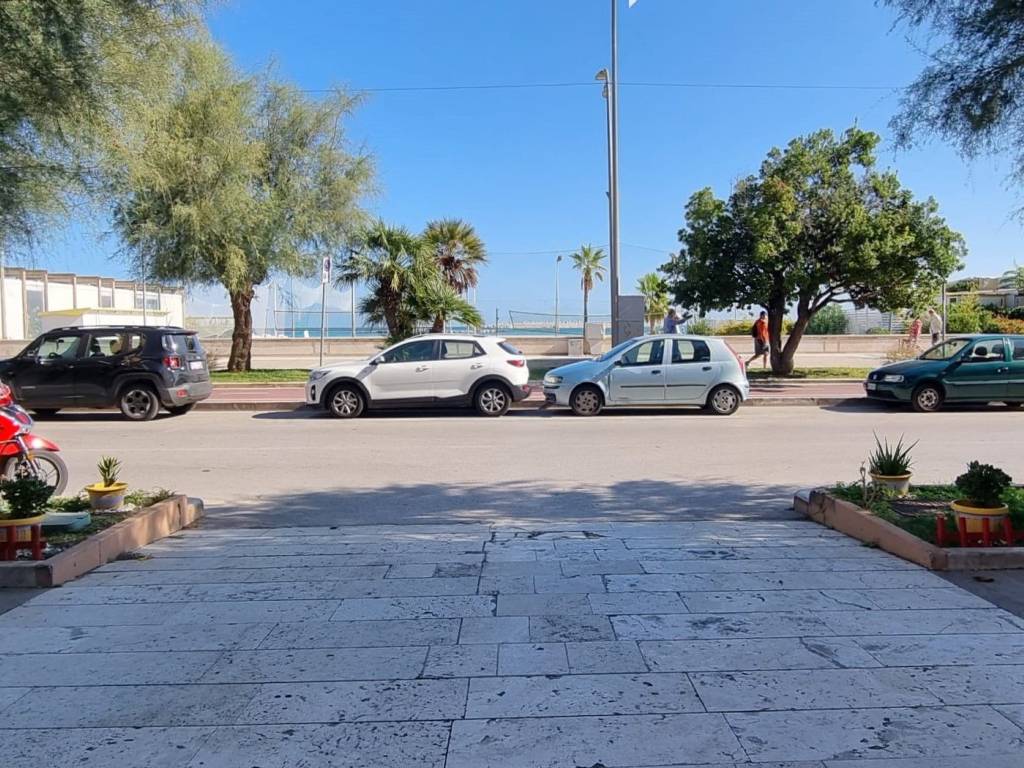 Attico / mansarda a Pescara in Lungomare Giacomo Matteotti, 9 - Foto 2