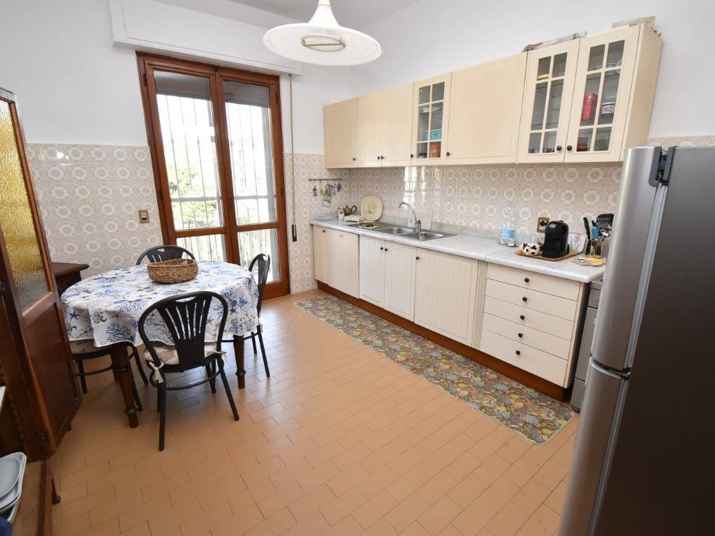 Villa a Pietrasanta in Via Umbria, 13 - Foto 4