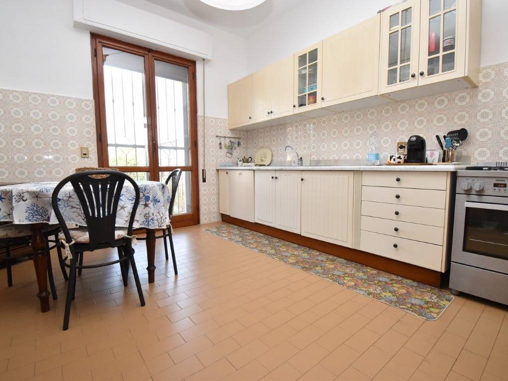 Villa a Pietrasanta in Via Umbria, 13 - Foto 5