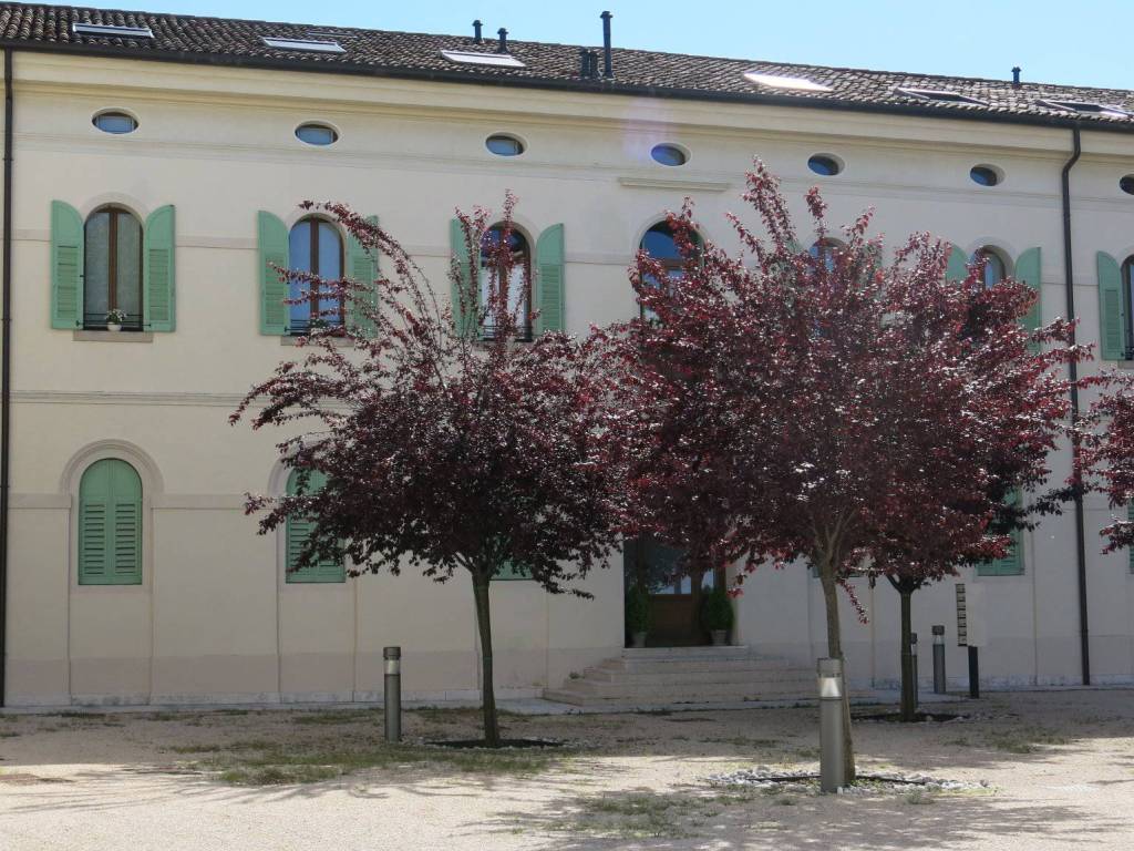 Appartamento a Vittorio veneto in Piazza Meschio, 2 - Foto 3