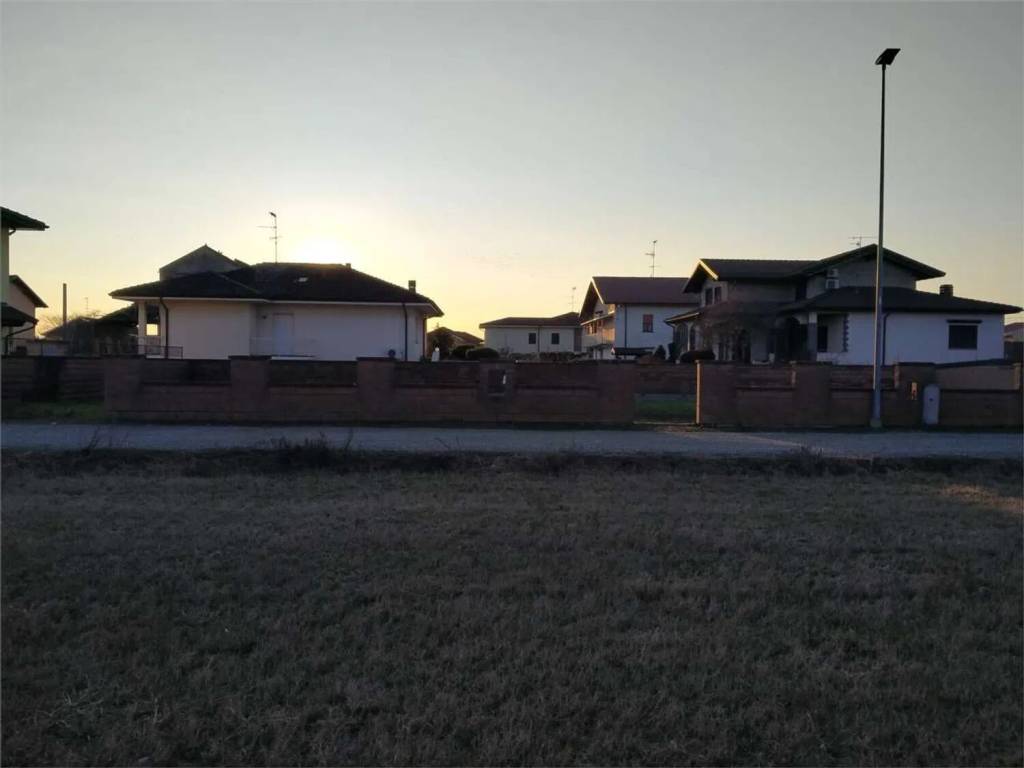 Terreno a Casaleggio novara in Via Sant'Anna S.N.C. - Foto 4