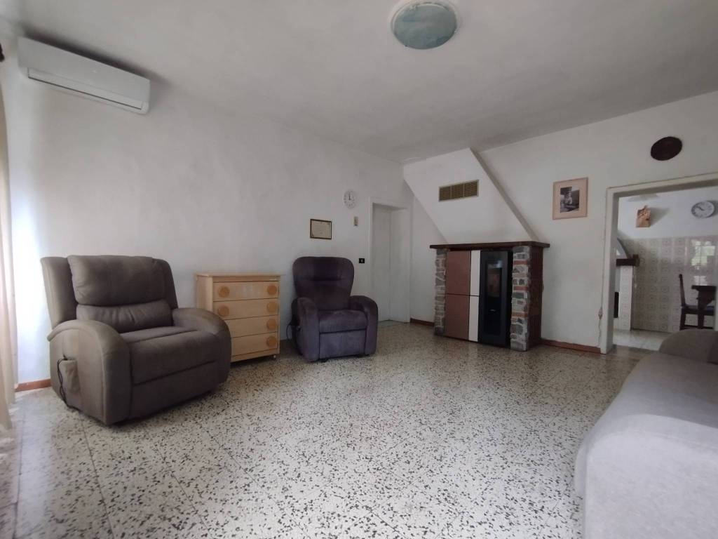 Casa indipendente a Quarrata in Via San Michele - Foto 5