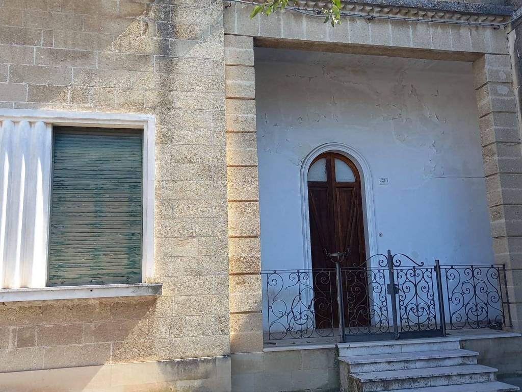 Casa indipendente a Scorrano in Piazza Vittorio Emanuele III, 24 - Foto 4