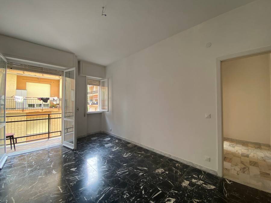 Appartamento a Finale ligure in Via Varese - Foto 2