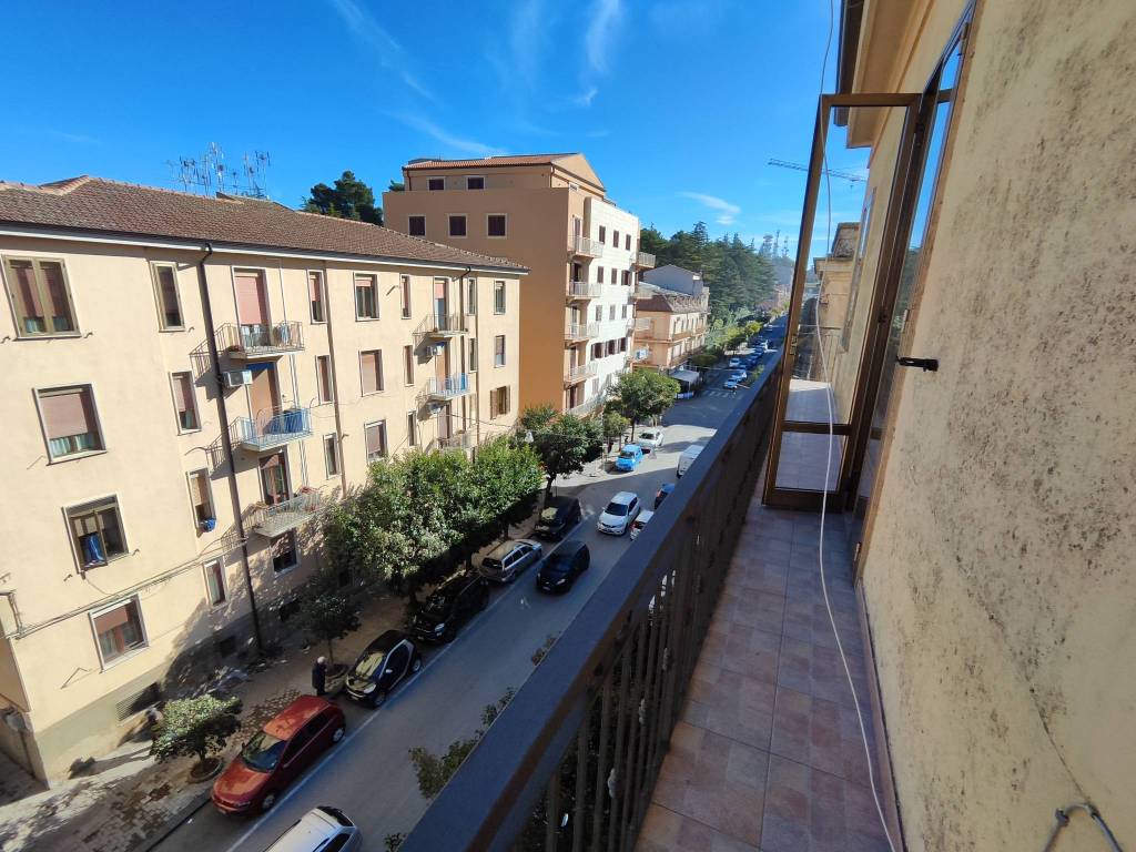 Appartamento a Enna in VIALE DIAZ, 5 - Foto 2