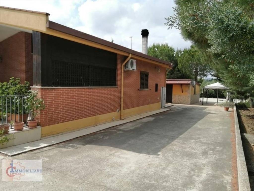 Villa a Andria in Viale Cariati s.n.c - Foto 2