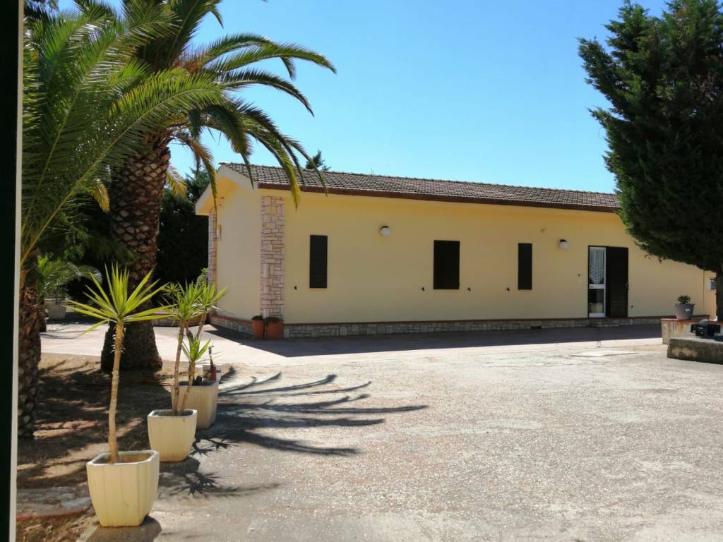 Villa a Andria in Contrada Troianelli - Foto 2