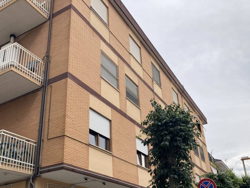 Appartamento a Cisterna di latina in Via Ugo Foscolo S.N.C. - Foto 2
