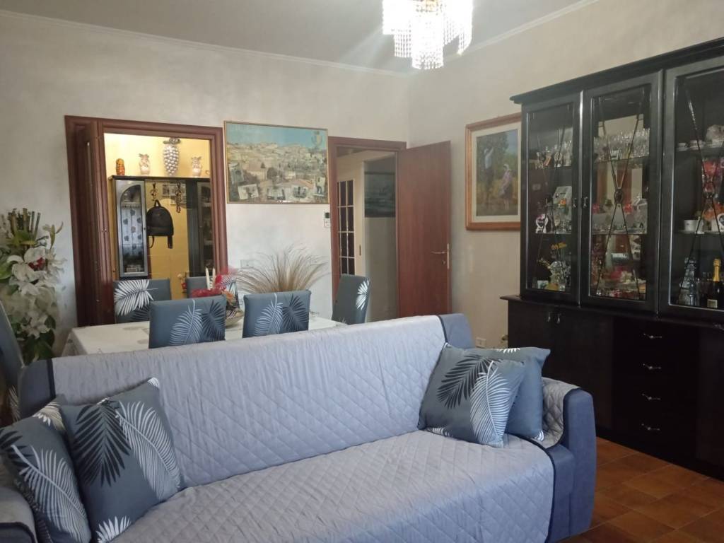 Appartamento a Cisterna di latina in Piazza Ugo La Malfa, 4 - Foto 4