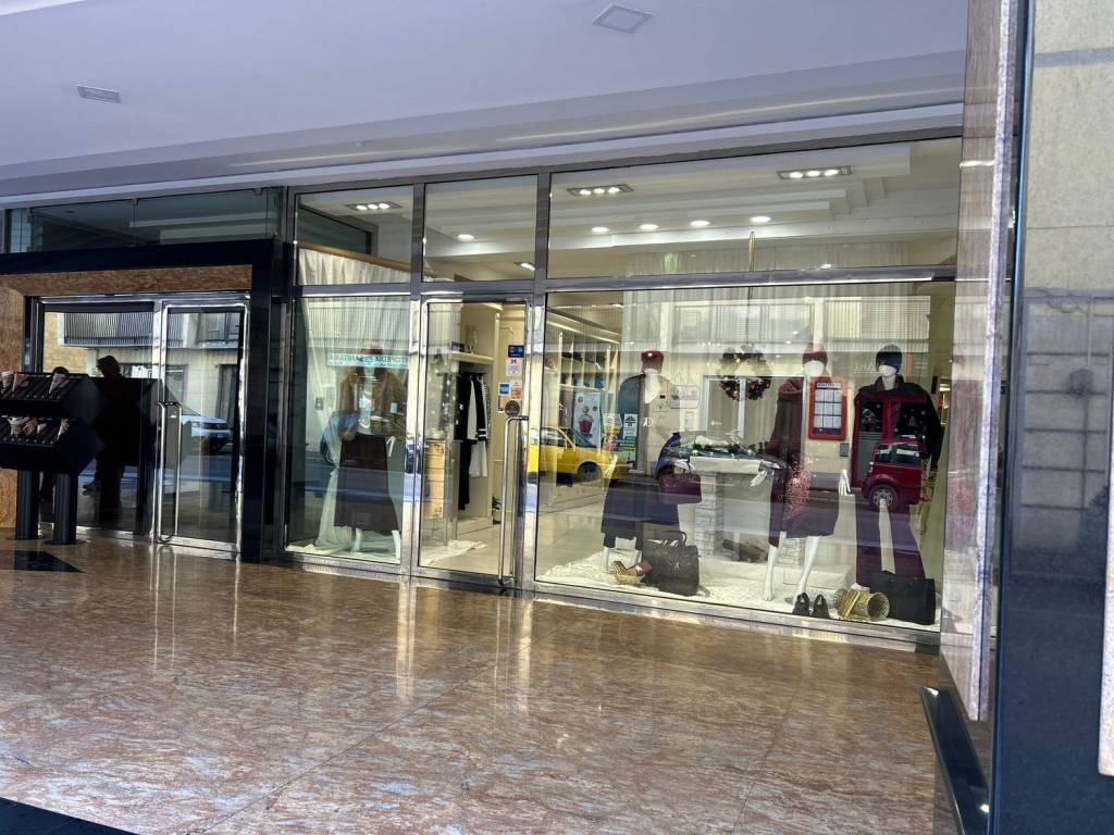 Immobile a Cisterna di latina in Via Quattro Giornate Di Napoli S.N.C. - Foto 5