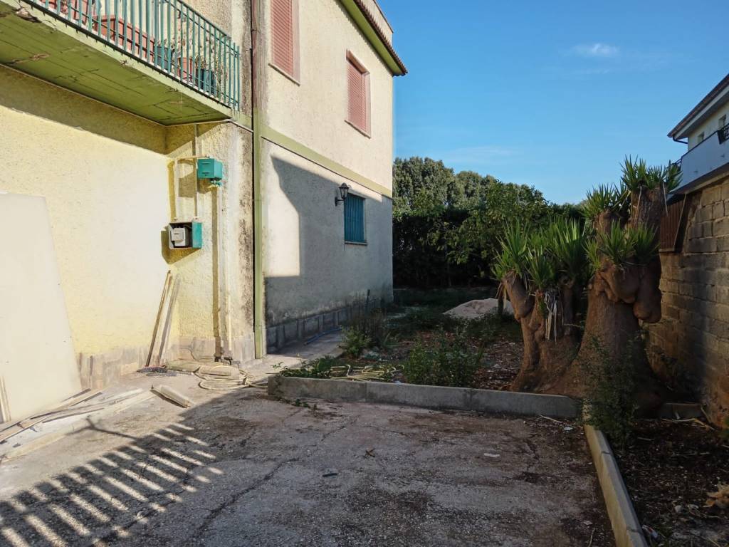 Villa a Cisterna di latina in Via Amerigo Vespucci, 10 - Foto 4