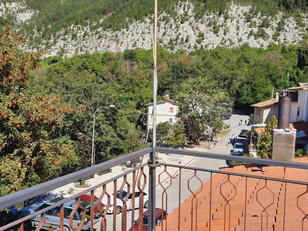 Casa indipendente a Fiamignano in Via D. Rinaldi - Foto 3