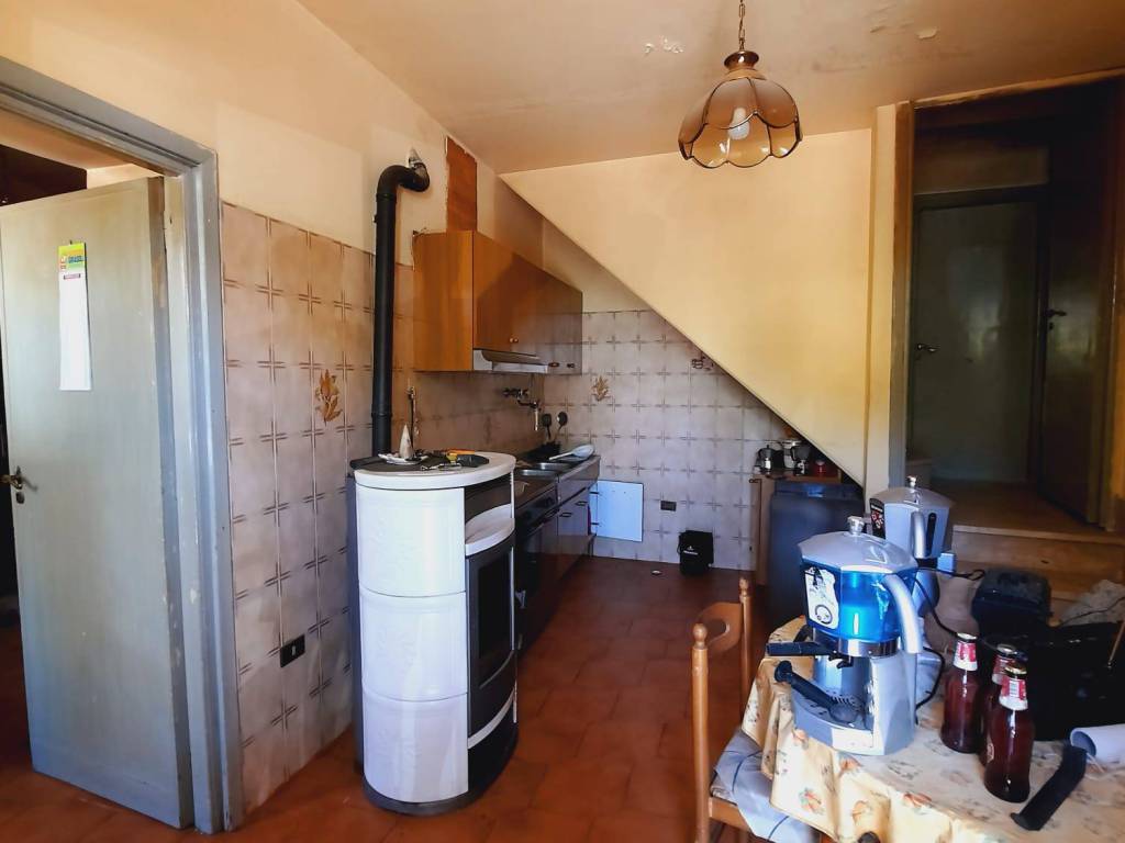 Casa indipendente a Fiamignano in Via D. Rinaldi - Foto 5