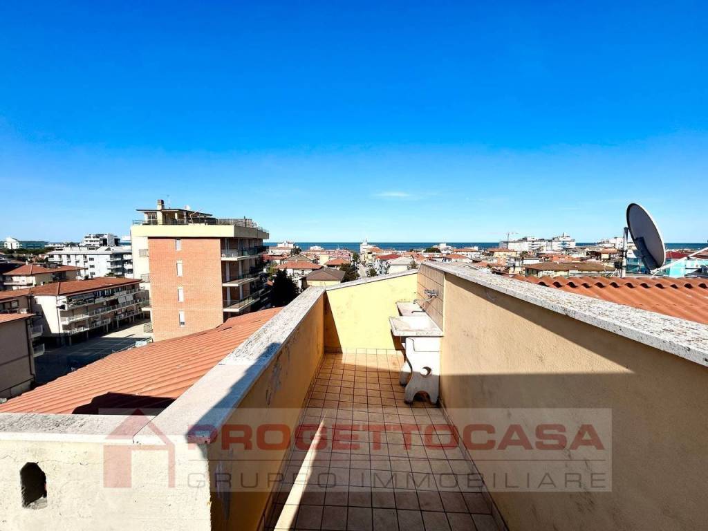 Appartamento a San benedetto del tronto in Via Colleoni - Foto 2