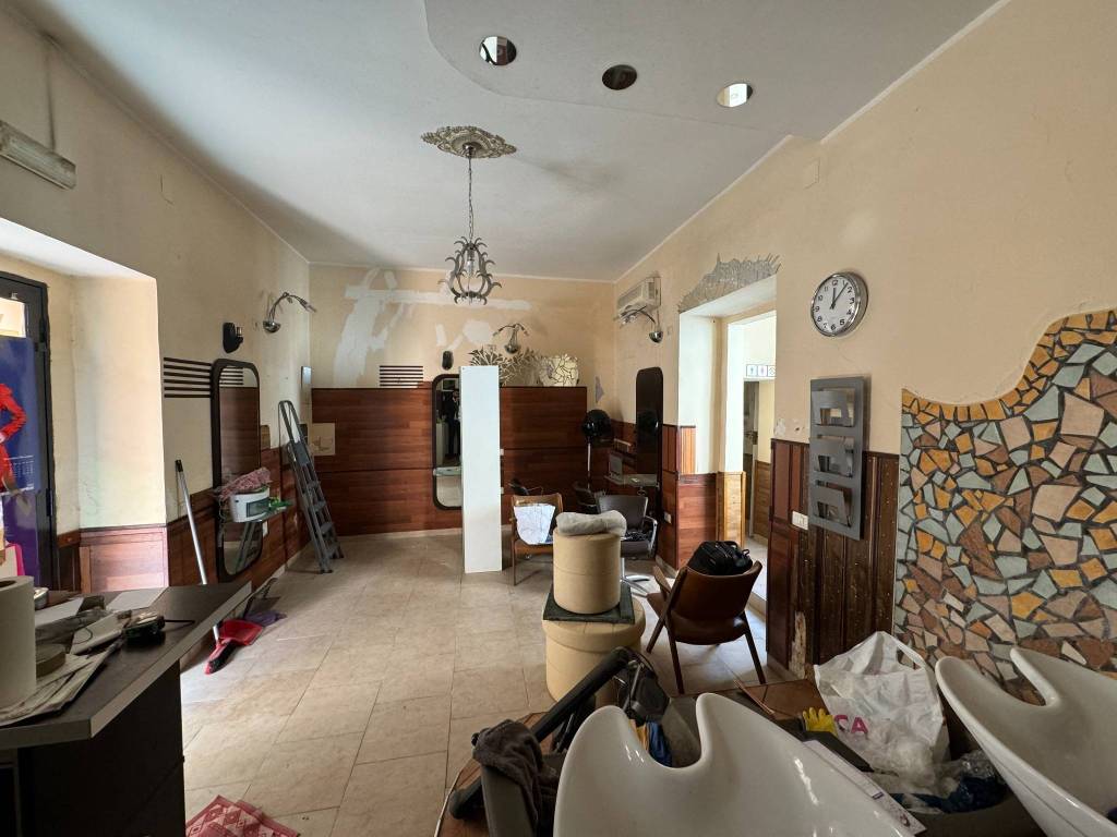 Attività / licenza a Santa maria capua vetere in Via Latina, 47 - Foto 1