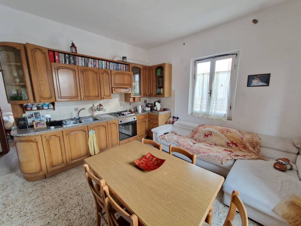 Villa a Bastia umbra in Via Eugenio Curiel - Foto 4