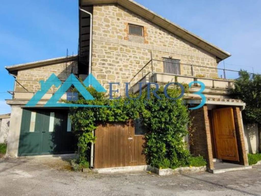 Villa a Roccafluvione in colleiano - Foto 4