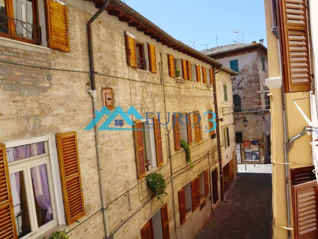 Appartamento a Jesi in Piazza franciolini - Foto 3