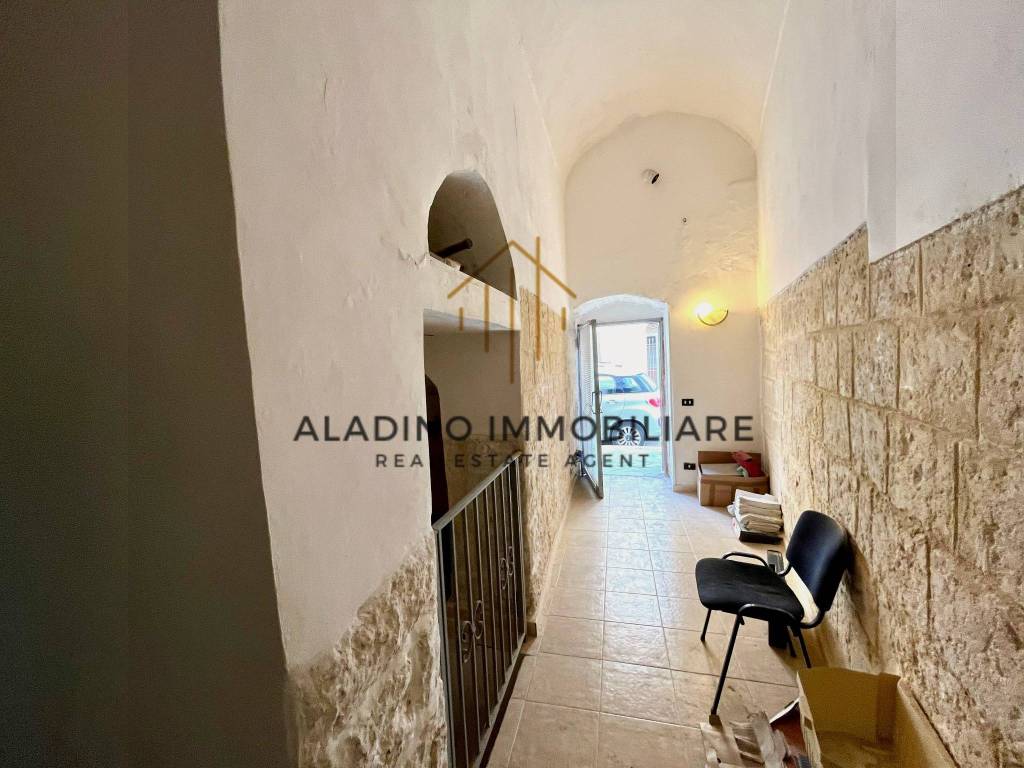 Loft / open space a Trani in Via Bebio, 2 - Foto 5