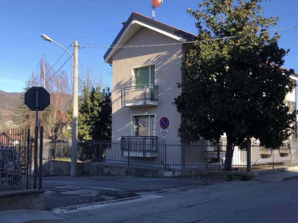 Villa a Dronero in Via Roberto Blanchi di Roascio - Foto 2
