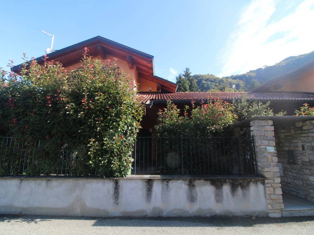 Villa a Varallo in Via per Scopelletto - Foto 3