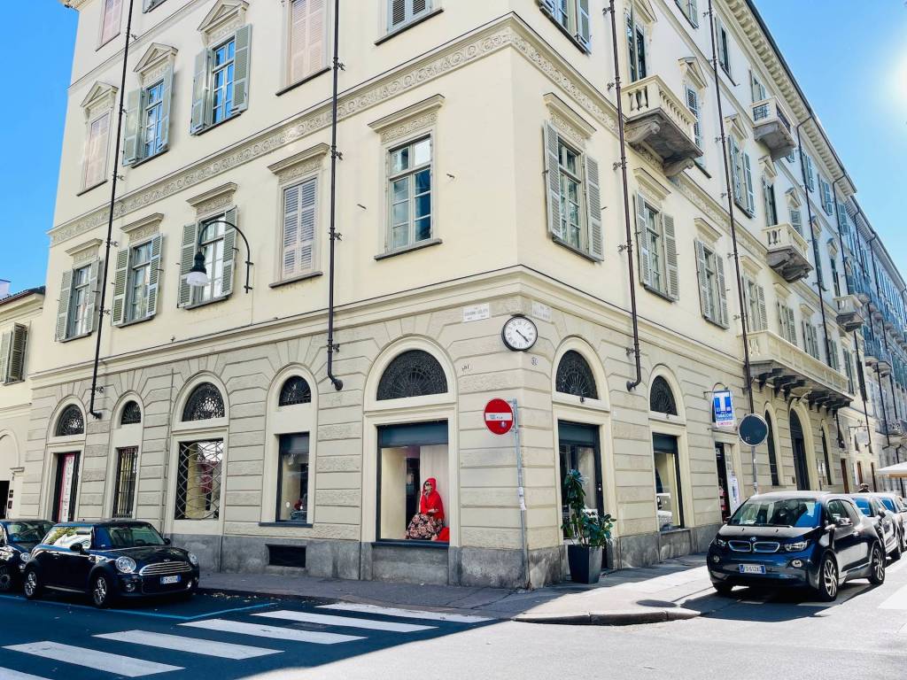Attività / licenza a Torino in Via della Rocca, 19 - Foto 2