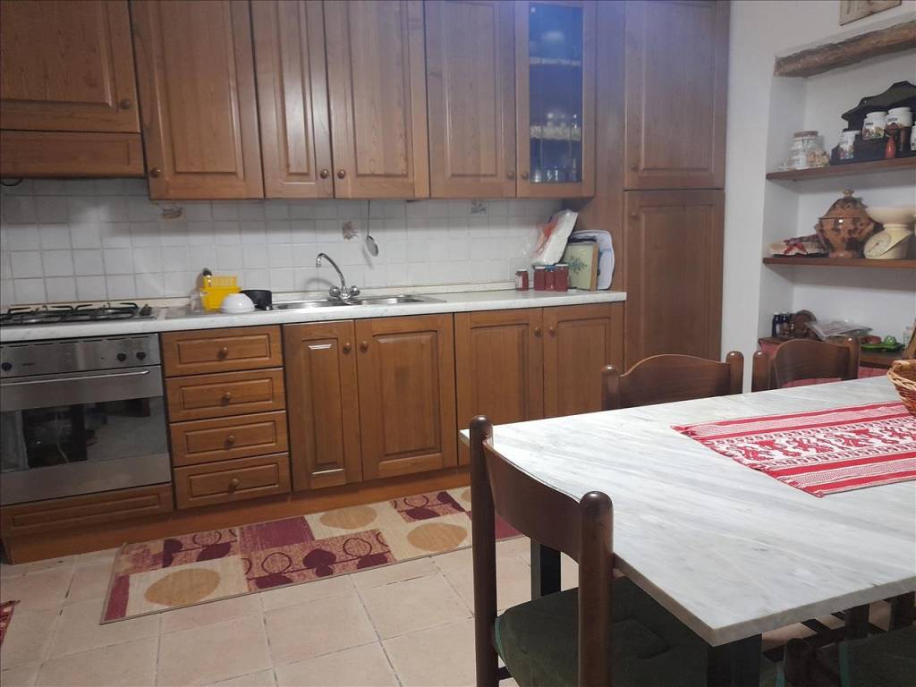 Casa indipendente a Castiglione del lago in Località Bertoni, 32 - Foto 4