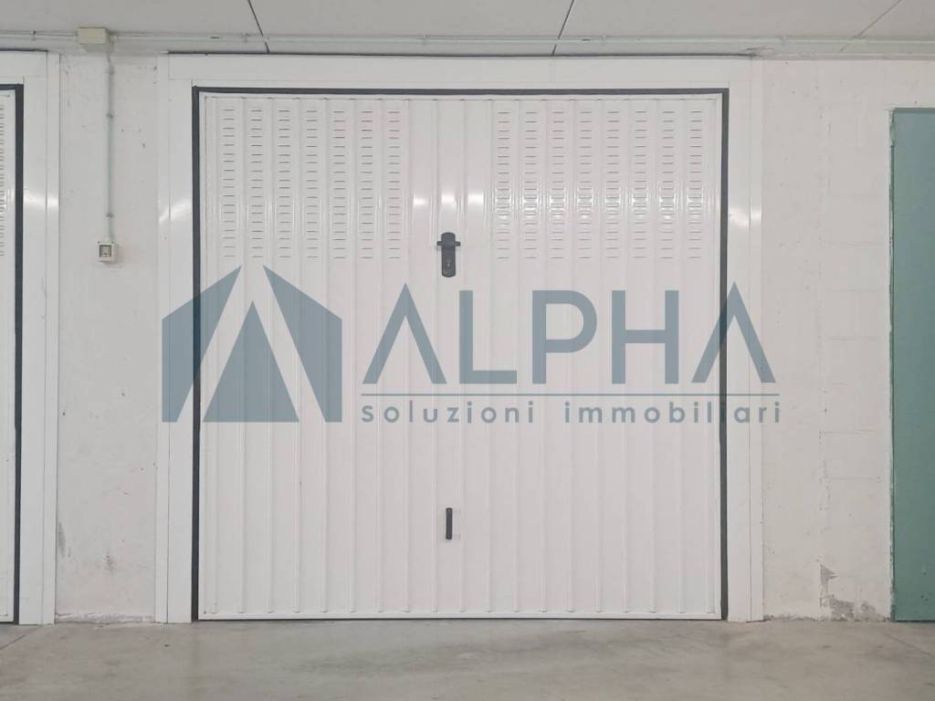 Box / garage a Bellaria-igea marina in Via Giuseppe Massarenti - Foto 4