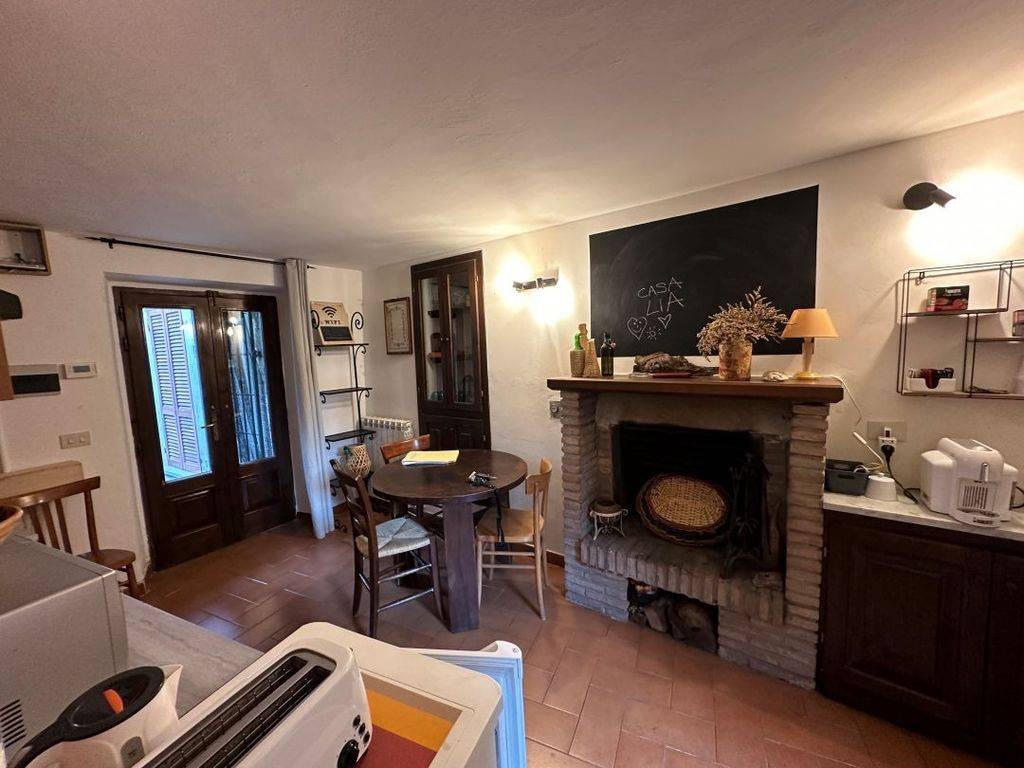 Appartamento a Piegaro in Via dei Gasperi - Foto 5