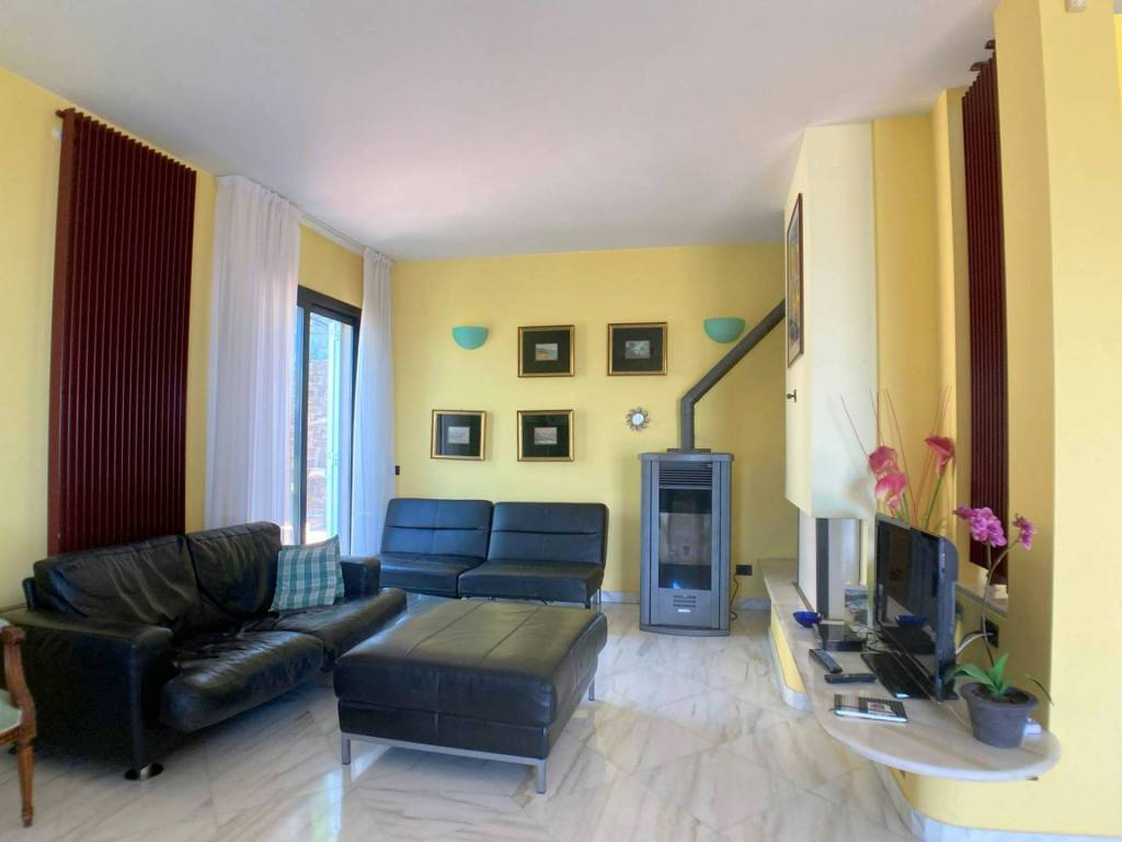 Casa indipendente a Perinaldo in Semi-Centrale - Foto 4